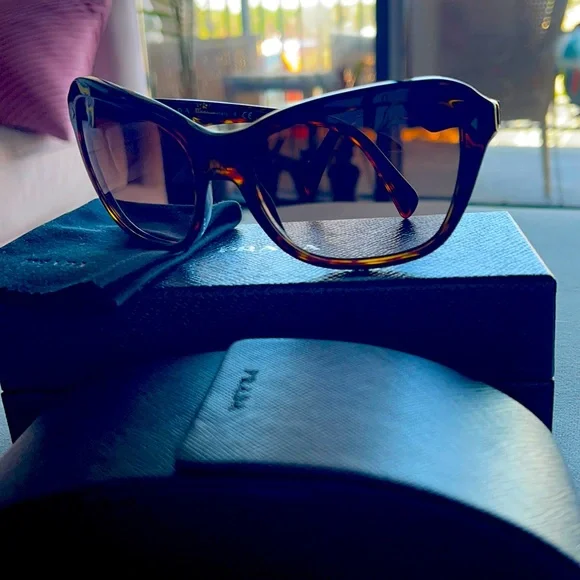 Prada | Accessories | Prada Vintage Sunglasses Comes With 